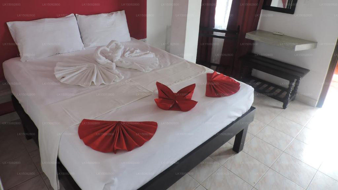 Sea View Beach Hotel, Nilaveli