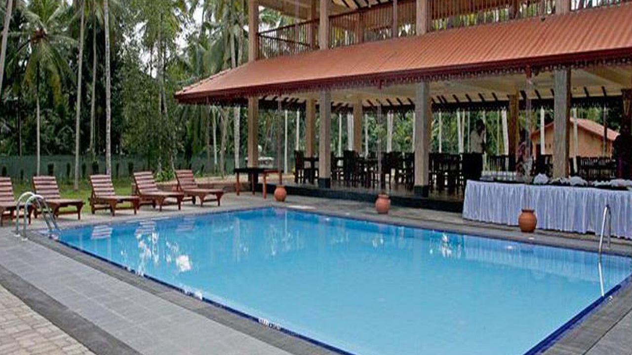 Christine Nature Resort, Henegama