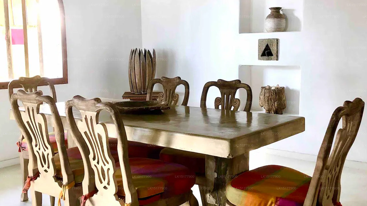 Coco Mari Beach Villa, Hikkaduwa