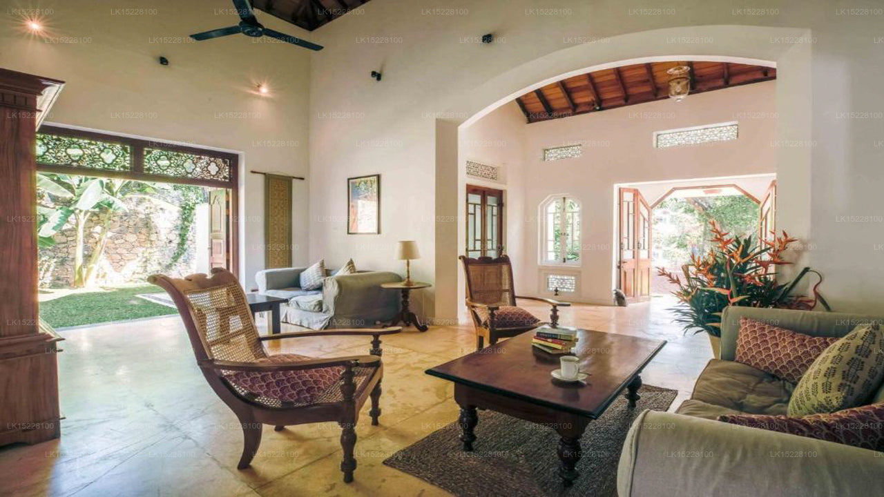 Coconut Grove, Galle