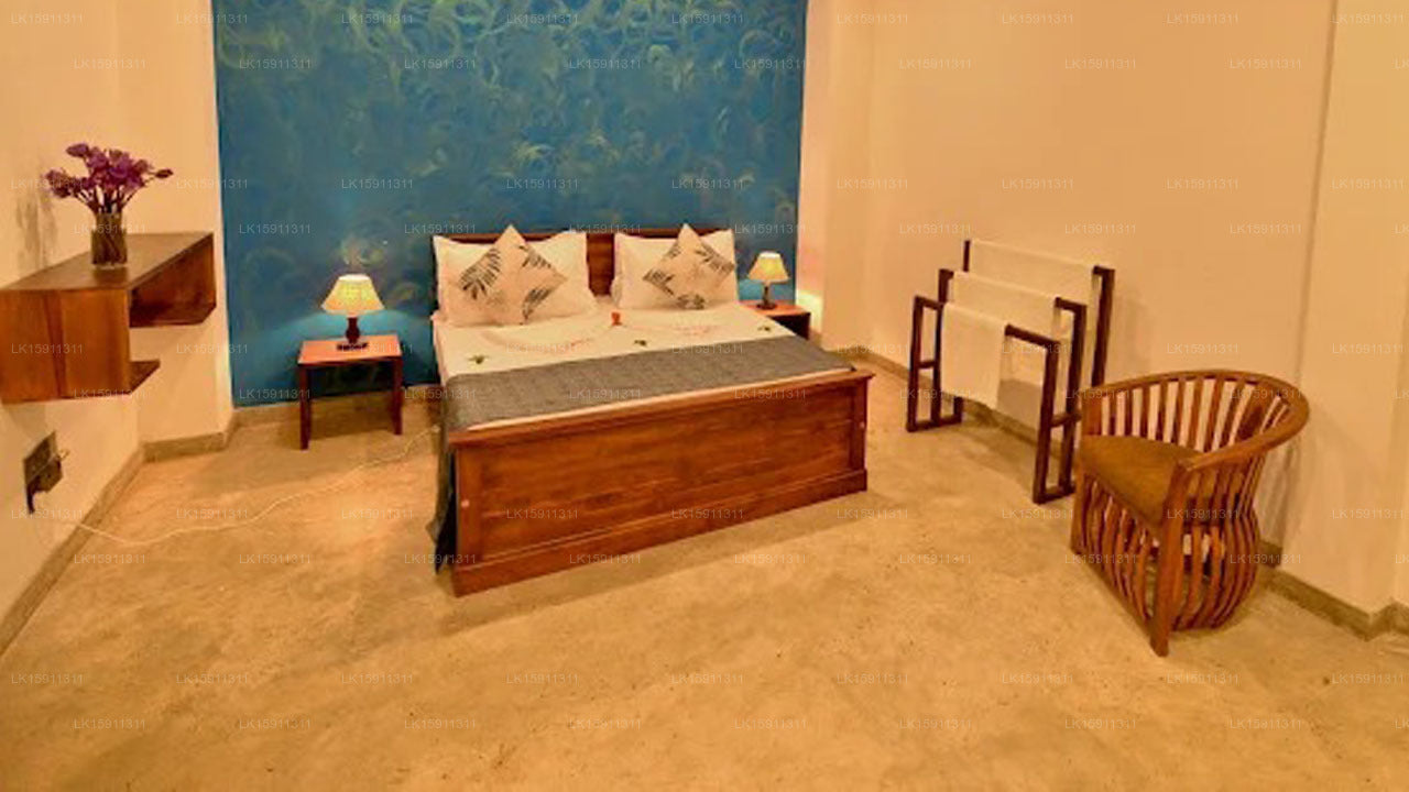 the Nuwara Wewa Holiday Resort, Anuradhapura