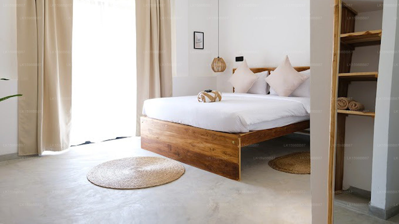 OASIA - Boutique Surf House, Weligama