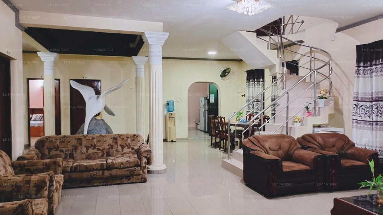 Flavi Airport Recidence, Negombo