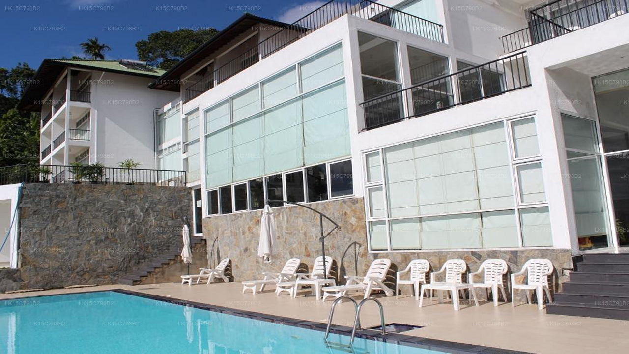 Hotel Heaven's Edge by EHI, Ella