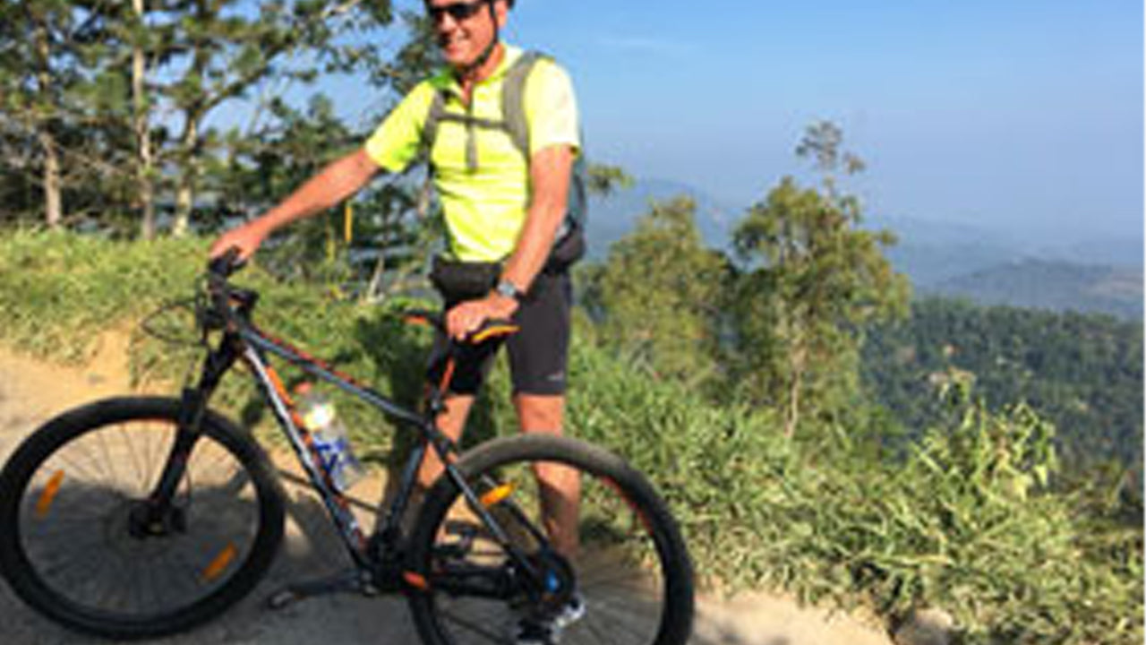 MTB Ride through the Jungal to Cobbett's Gap from Kandy
