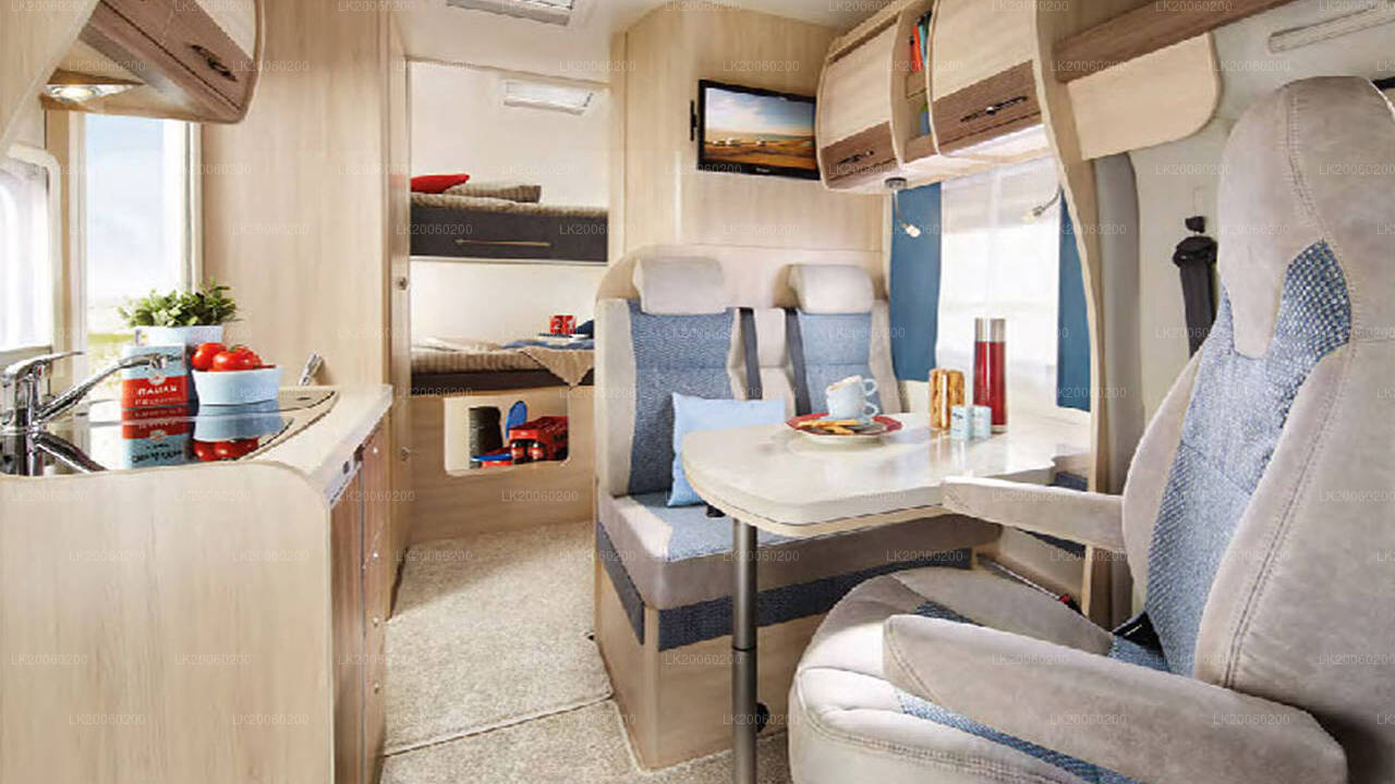 Udlejning af chaufførdrevet autocamper (Hobby Siesta A70 GM)