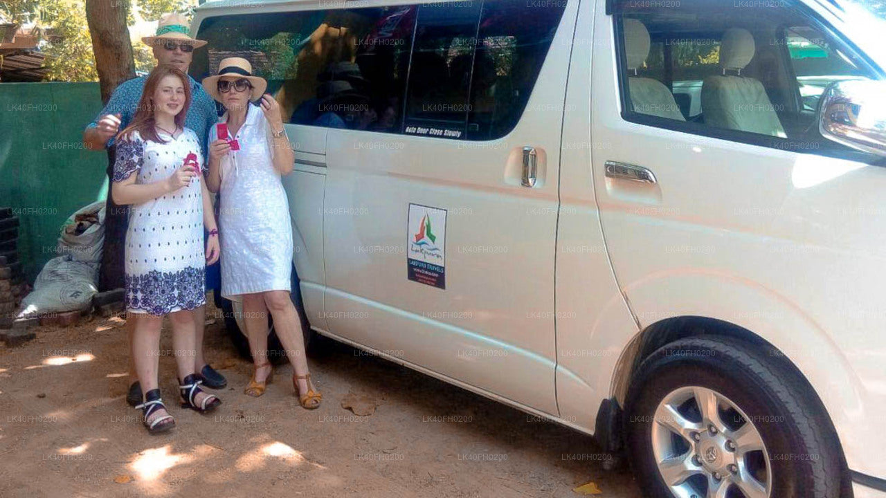 Mattala (HRI) Airport til Ahungalla City Privat Transfer