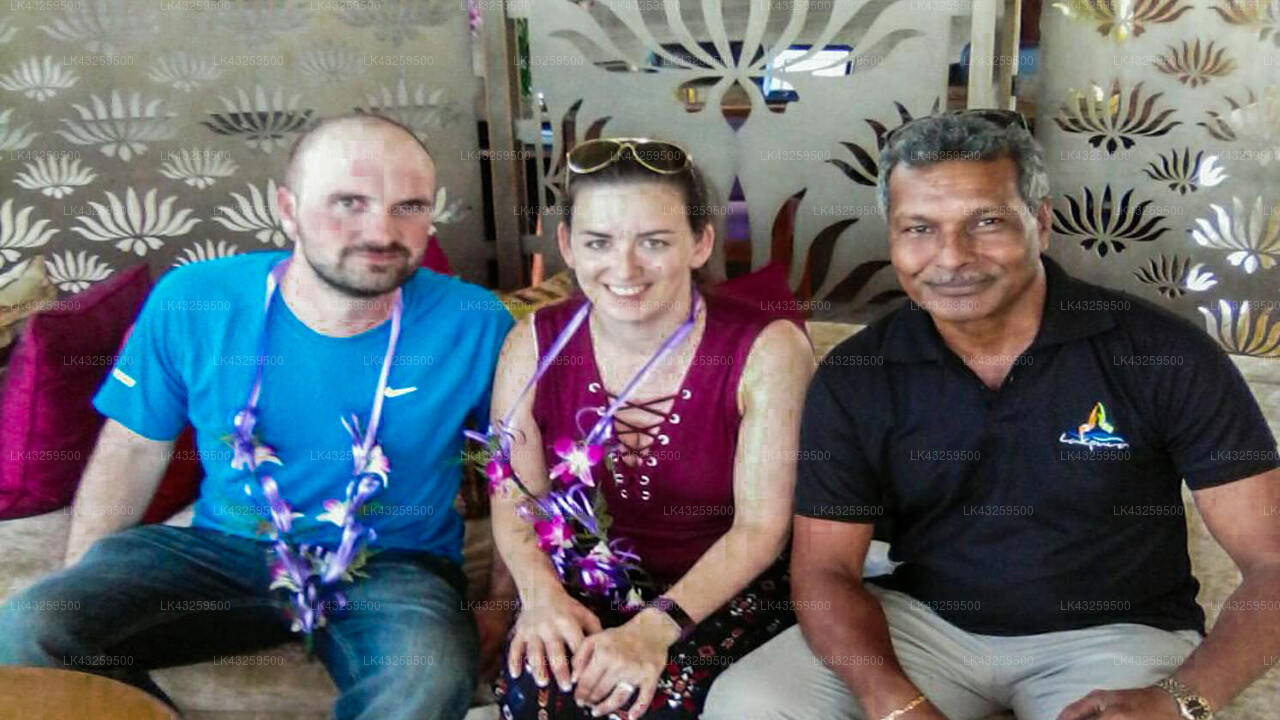 Transfer between Colombo Airport (CMB) and Silver Beach, Trincomalee