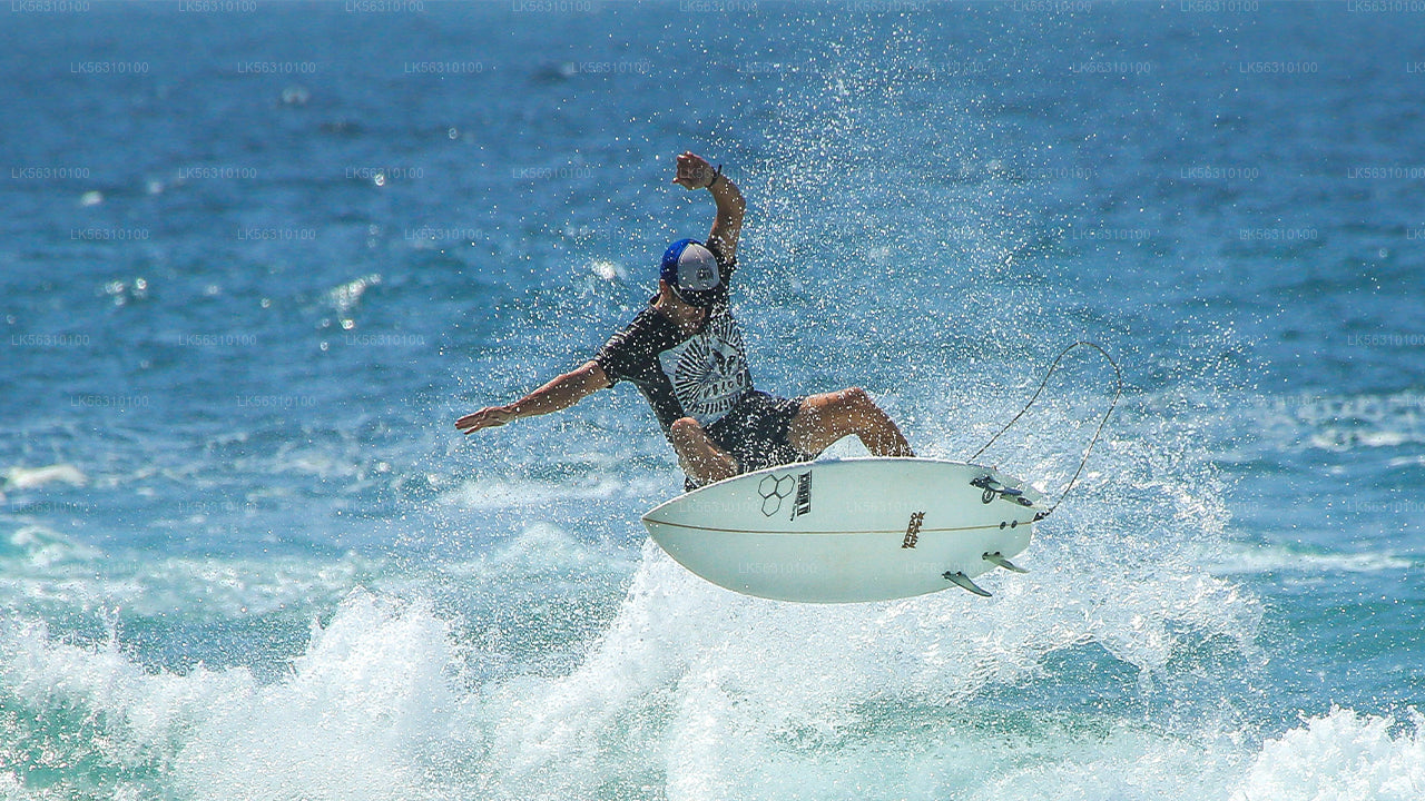 Surfing fra Ahangama