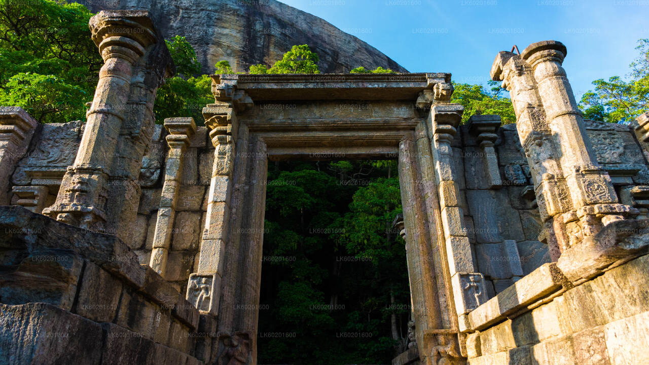 Yapahuwa Ancient Kingdom fra Sigiriya