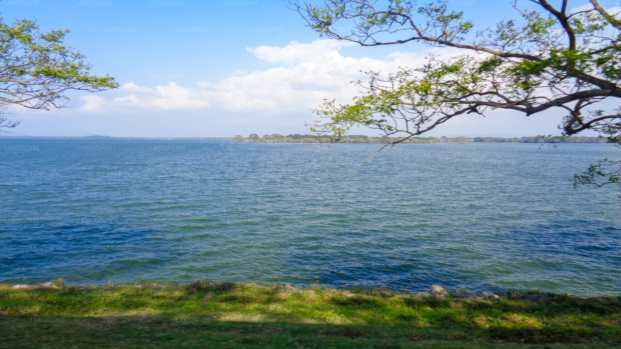 Ritigala, Kala Wewa og Namal Uyana fra Sigiriya