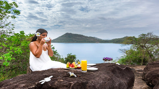 Landsbyoplevelse ved Sorobara Lake fra Mahiyanganaya