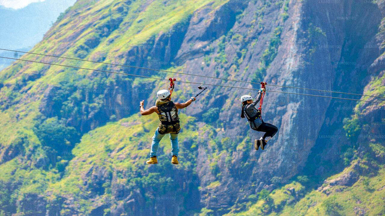 Flyvende Ravana Mega Zipline fra Ella
