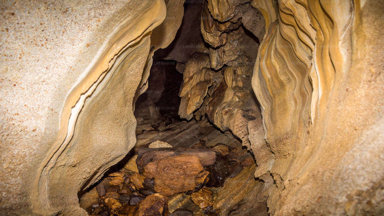 Udforsk Pannila Cave fra Colombo